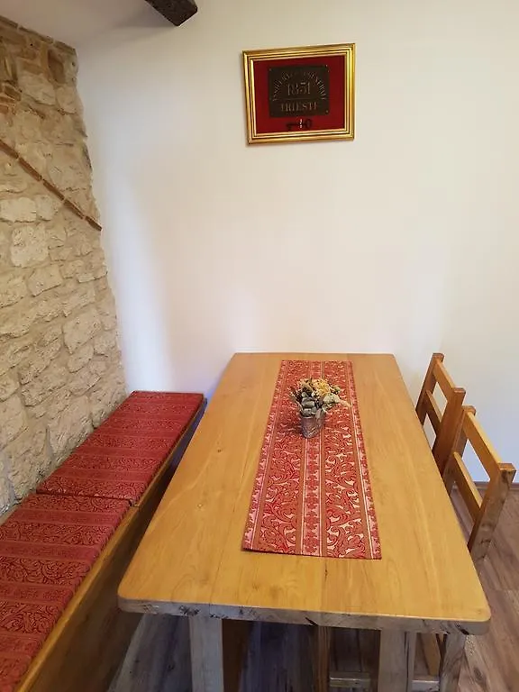 Antique Apartment Arsenale Rovinj