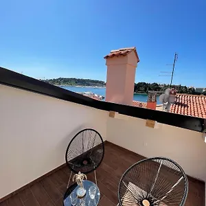 Nea Seaview 3-apartments! Apartamento